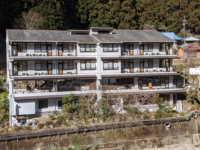 店舗写真2
